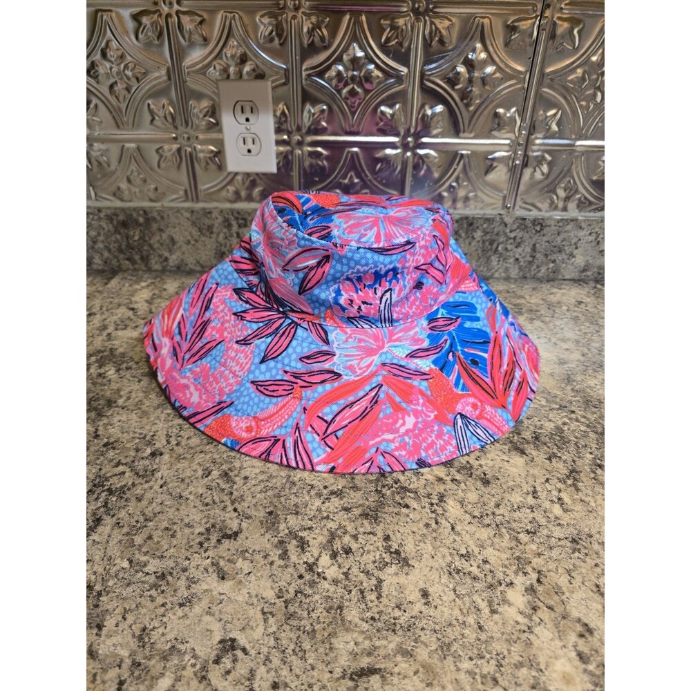 NWOT Lilly Pulitzer Ruby Red Wild Times Sun Bucket Hat Pink Blue Tropical O/S